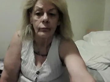 latexshantie from bongacams