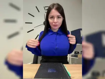 Bongacams Watch Live Sex Cams of VeryBaby