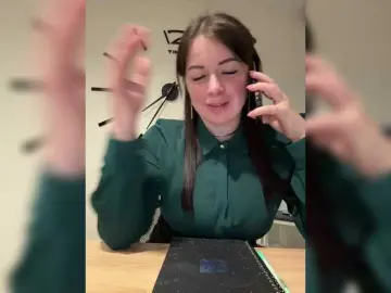 Bongacams Best live sex cam show of VeryBaby