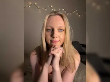 Bongacams Private Sex Chat of HotWillow