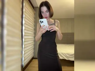 Bongacams Nude Webcam of BabyDarii