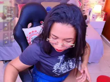 Bongacams Nude Webcam of Italy-boobs