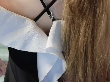 KiraRustle from bongacams