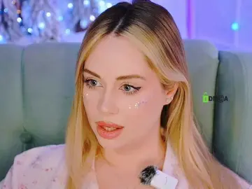 Bongacams Nude Webcam of 0------0