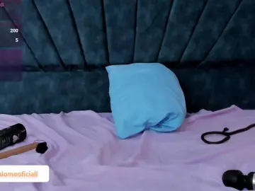 Bongacams Best live sex cam show of LittleKloe