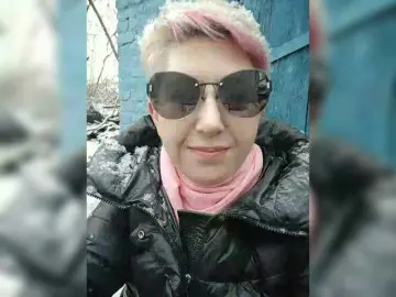 Bongacams Best live sex cam show of BUSINKA-25