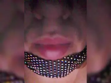 Bongacams Live Porn of StacyMilk