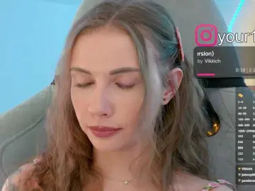 Bongacams Free Live Porn of -VikkiL0vesCheese-