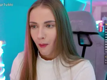 Bongacams Live Porn of -VikkiL0vesCheese-