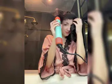 Bongacams Sex Cam of -Your-Michelle-