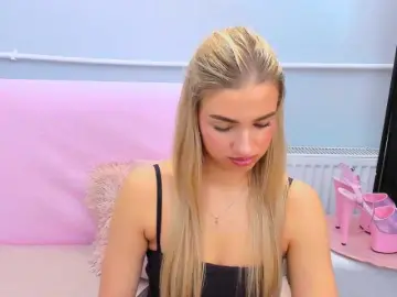 Bongacams Adult Webcam of EvetteBody