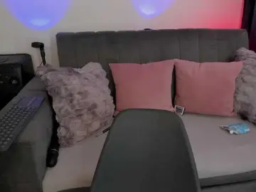 Bongacams Live Sex Cam of laurencamila1