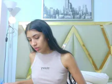 littleeemiily from bongacams