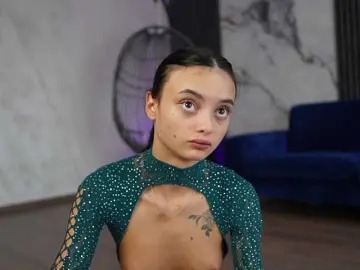 Bongacams Live Sex Cam of RachelRavee