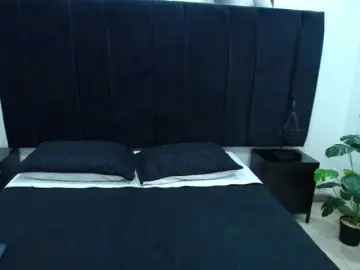 Bongacams Watch Live Sex Cams of CamiilaReyes