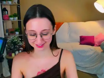 Bongacams Adult Video Chat of YourLovellyStory