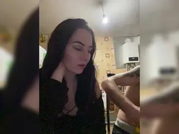 CrystalAndDavis from bongacams