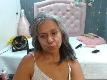 Bongacams Live Sex Cam of lalisha-96