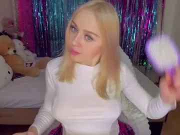 Bongacams Live Sex Cam of ElinaOcean