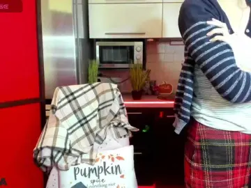 Bongacams Live Sex Cam of KathelinBrik