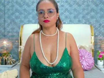 Bongacams Best live sex cam show of MarylinsVega