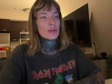 Bongacams Adult Webcam of iiixbostonxiii