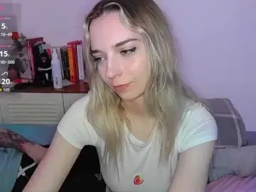 Bongacams Free Live Porn of Almondmilka