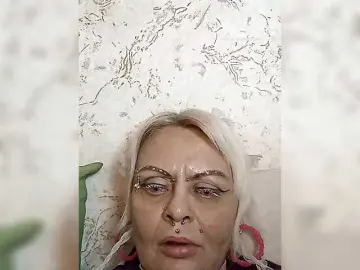 Bongacams Free Live Porn of GardenerofIllusions