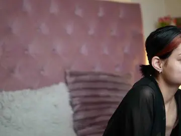 Bongacams Live Porn of MaiaMini