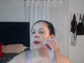 Bongacams Free Porn Cam of karlaton1977