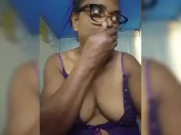 Bongacams Nude Webcam of hotmomsexy