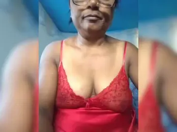Bongacams Free Porn Cam of hotmomsexy