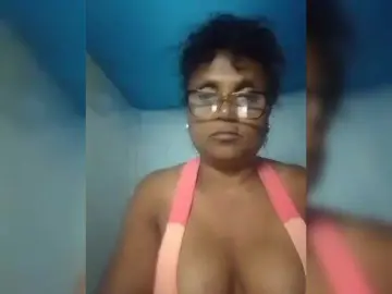 Bongacams Nude Webcam of hotmomsexy