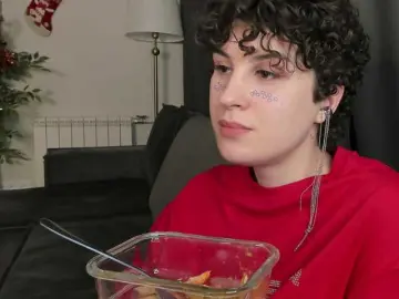 Bongacams Watch Live Sex Cams of AdelinePerle