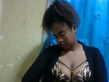 Marie121 from bongacams