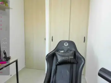 Bongacams Watch Live Sex Cams of Andylovense