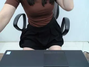 Bongacams Live Porn of Lady-Young