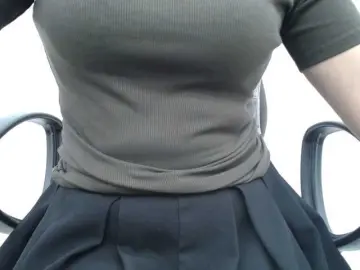 Lady-Young from bongacams