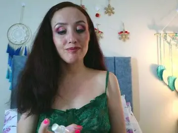 IberianMoonMK from bongacams