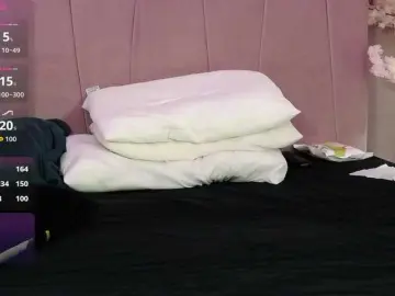 Bongacams Watch Live Sex Cams of DeniseSun