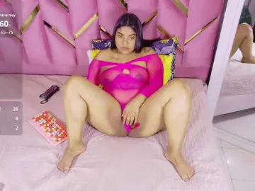 Bongacams Live Porn of curvybrunnett