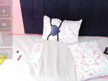 Bongacams Adult Webcams of curvybrunnett