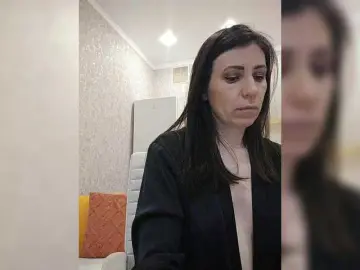 Bongacams Free Live Porn of HotyWinter84