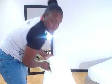 Bongacams Best Webcam of ebony-sexy-milf