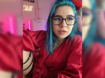 Alismoon66 from bongacams