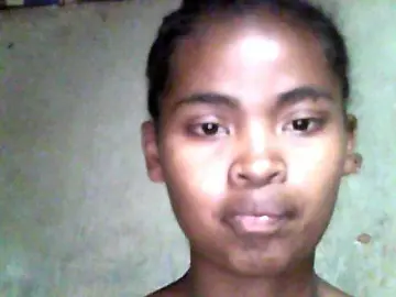 Bongacams Free Live Porn of Allycha1