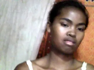 Allycha1 from bongacams