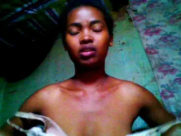 Bongacams Live Sex Cam of Allycha1