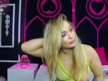 Bongacams Adult Video Chat of AlexxaBlaze