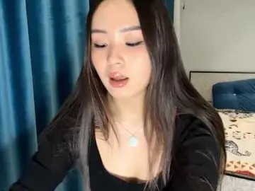 LatrishaAltigs from bongacams